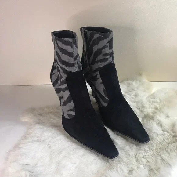 Donald Pliner Maliki Zebra Print Leather Heeled Boots Booties 6 M - Picture 4 of 12